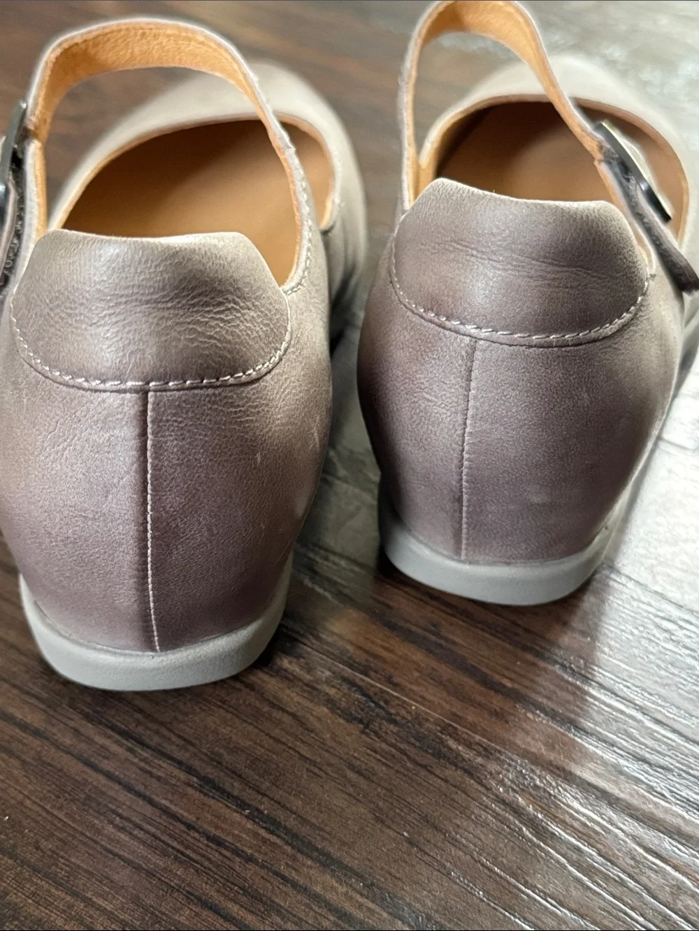 Dansko comfortable mary